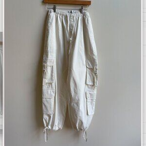 Abercrombie & Fitch White Cargo Pants - Size S
